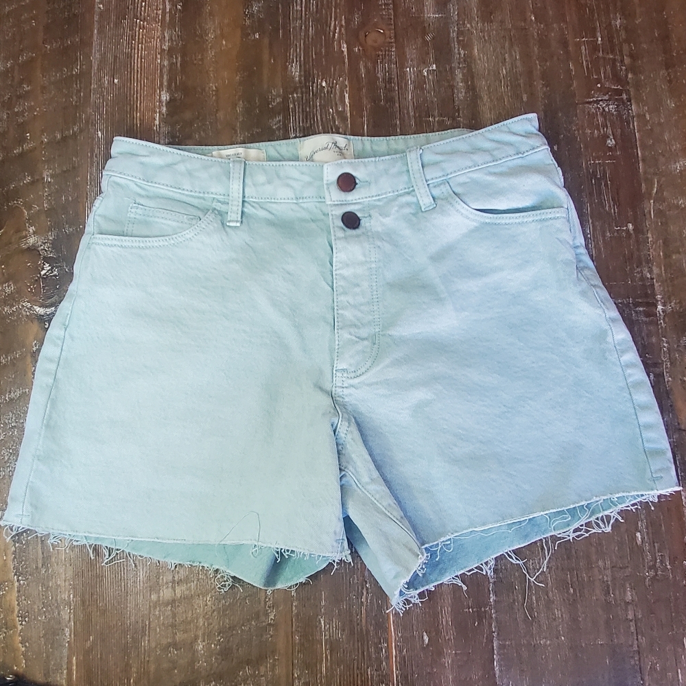 Universal Thread Women's Vintage Midi Shorts Mint Green Size 6 Waist NEW